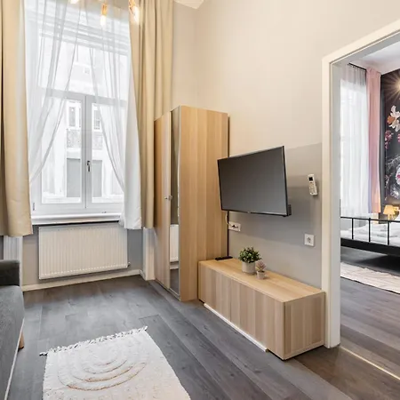 Apartament W33 - Prime Location - Comfortable Quality By Bqa Budapesta