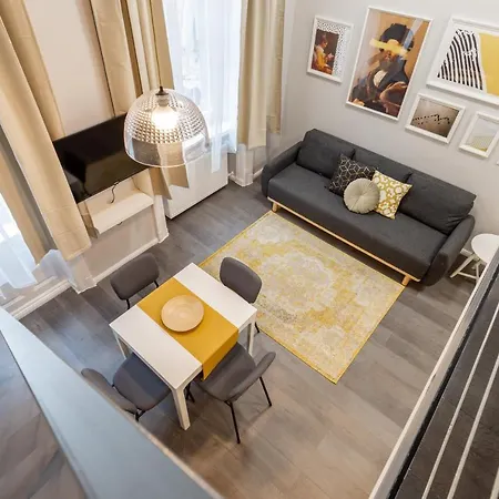 W33 - Prime Location - Comfortable Quality By Bqa Apartament *