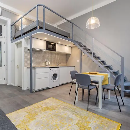 W33 - Prime Location - Comfortable Quality By Bqa *