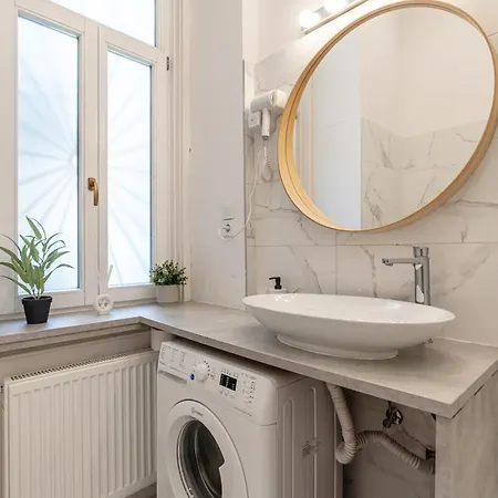 W33 - Prime Location - Comfortable Quality By Bqa