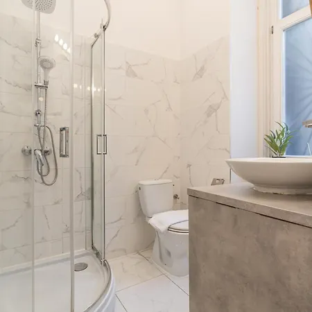 W33 - Prime Location - Comfortable Quality By Bqa *