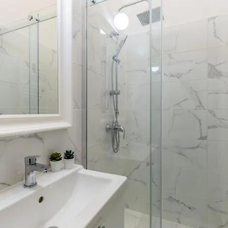 W33 - Prime Location - Comfortable Quality By Bqa Lägenhet Budapest